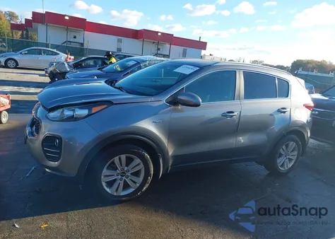 2017 Kia Sportage Lx z USA, uszkodzony, nr VIN KNDPMCAC5H7188207